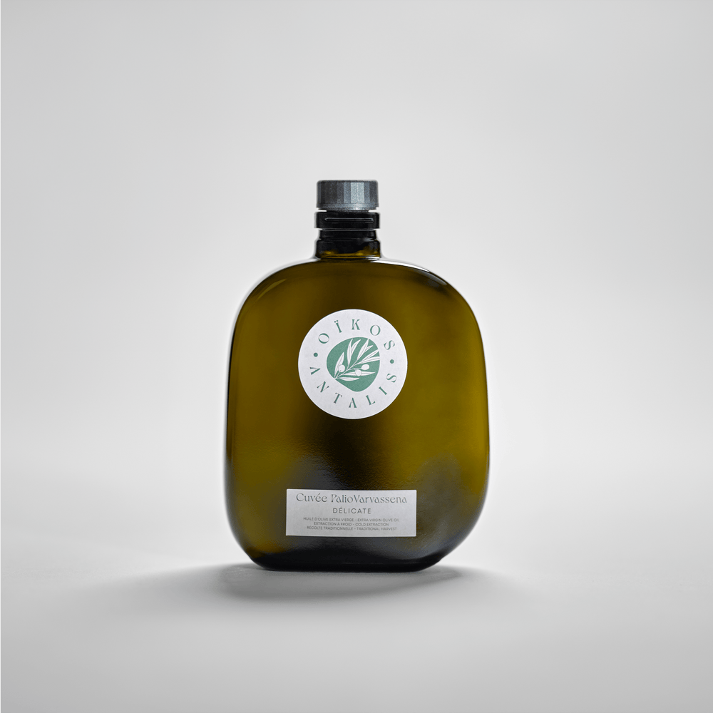 
                  
                    Flacon d'huile d'olive extra vierge cuvée Paliovarvassena 250ml
                  
                